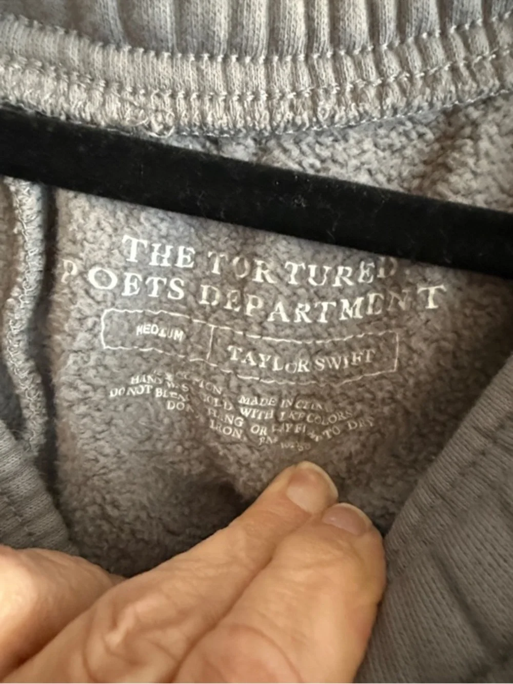 Taylor‎ Swift TTPD GRAY EMBOSSED SWEATPANTS size M - Picture 7 of 11
